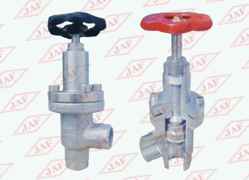 對焊直角截止閥J64F（B）-25(40）、對焊直角節(jié)流閥L61F(B)-25(40）